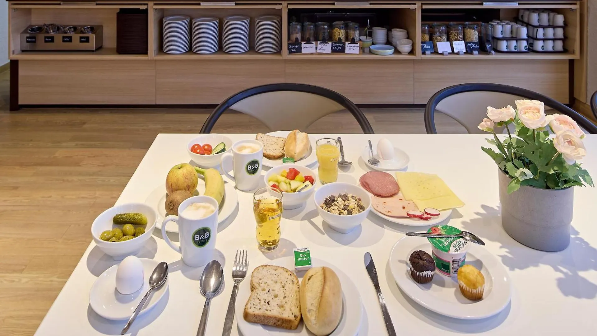 **  B&B Hotel Koeln-Airport Alemania