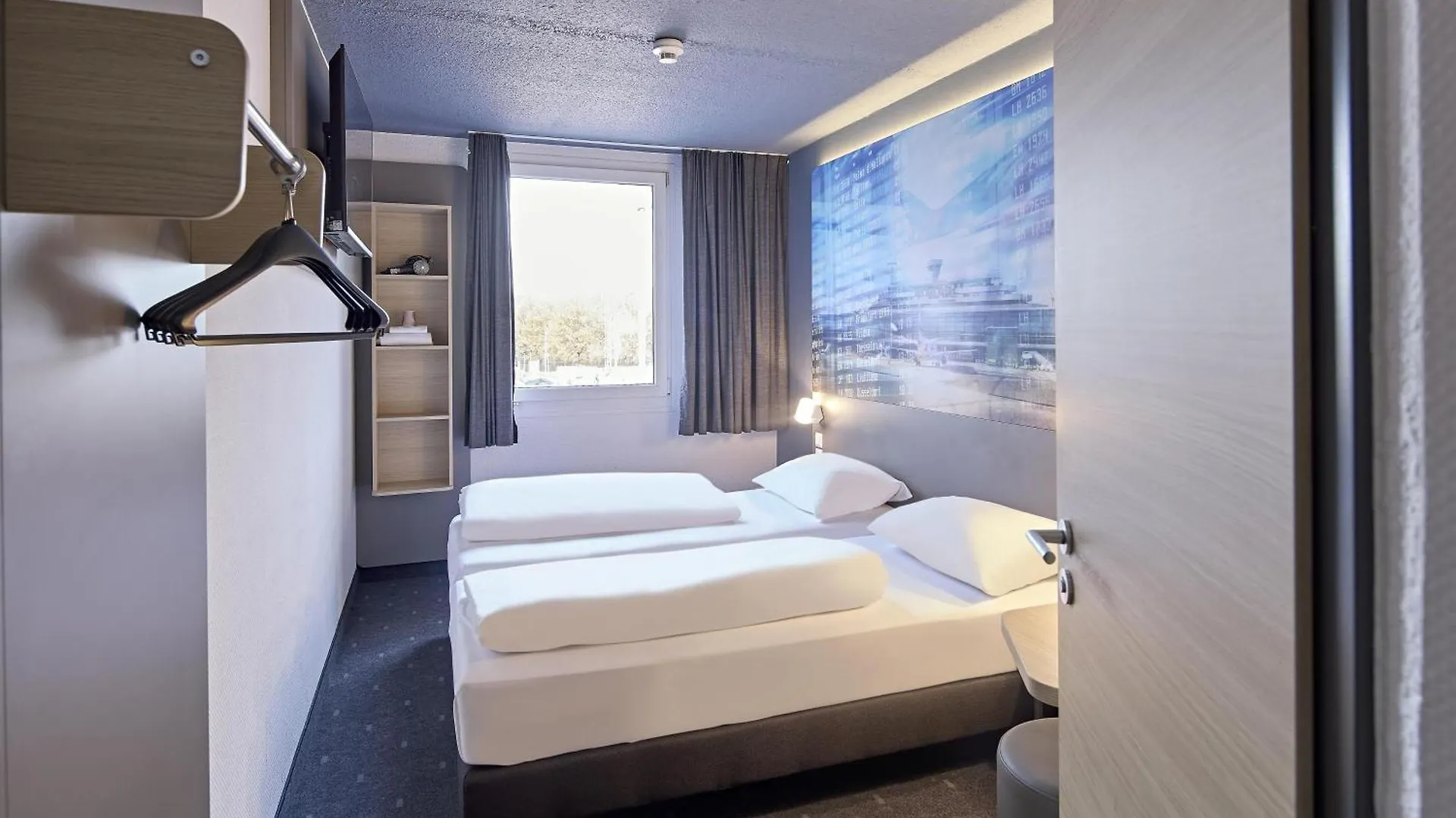 B&B Hotel Koeln-Airport Κολωνία